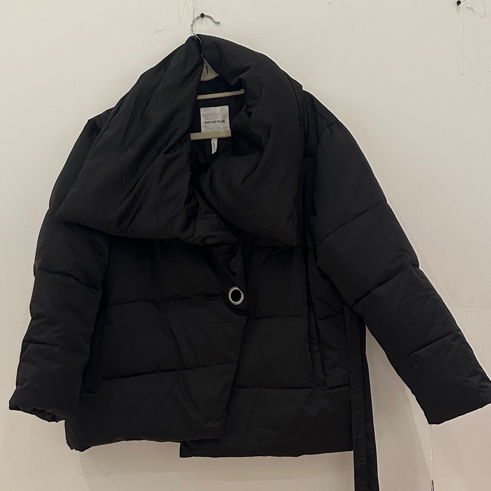 Black Puffer Jacket – NWT – Women’s Small - Avec Les Filles